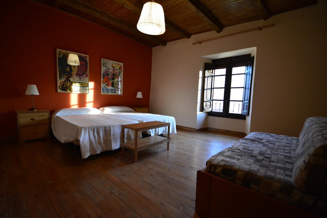 Casa Rural La Plaza Valoria la Buena エクステリア 写真